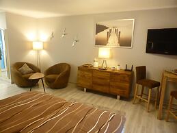 Apartment in Wiek auf Rgen With Forest