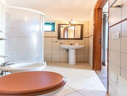 Belvilla by OYO The Tower