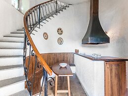 Belvilla by OYO The Tower