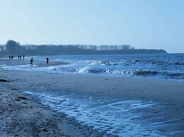 Nice Holiday Room in Pepelow on the Baltic Sea