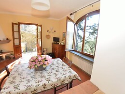 Farmhouse in the Mountains in Lucca