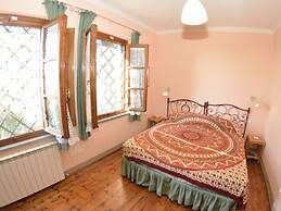 Farmhouse in the Mountains in Lucca