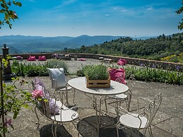 Holiday Home in Chianti With Pool & Sauna
