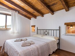 Elegant Villa in Istria With Outdoor Pool