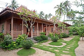 Blue Harbor Beachfront Villas & Resto