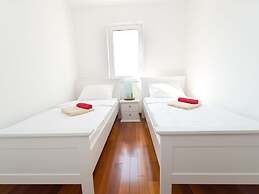 Superb Apartment in Murter with Hot Tub