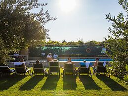 Cozy Villa in Ploce With Shared Pool