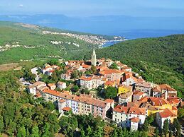 Comfortable Holiday Home in Labin