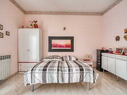 Posh Home in Santa Caterina Villarmosa near Nature Reserve