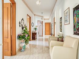 Posh Home in Santa Caterina Villarmosa near Nature Reserve