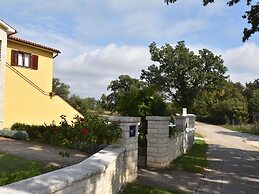 Premium Apartment in Barban With Private Pool