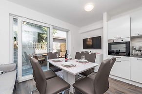 Lovely Apartment in Pakostane With Terrace