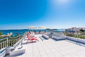 Lovely Apartment in Pakostane With Terrace