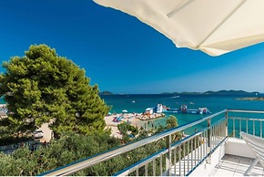 Lovely Apartment in Pakostane With Terrace