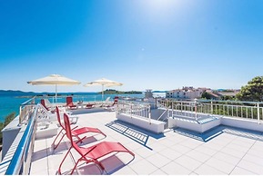 Lovely Apartment in Pakostane With Terrace