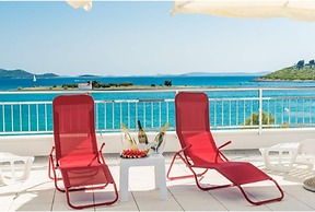 Lovely Apartment in Pakostane With Terrace