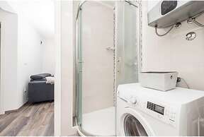 Lovely Apartment in Pakostane With Terrace