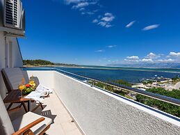 Modern Villa in Nin With Terrace