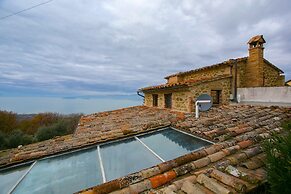 Villa in Cortona With Private Pool