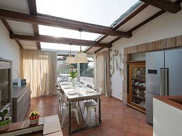 Belvilla by OYO Villa Marghi