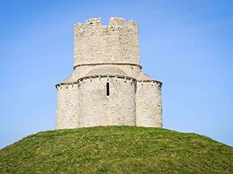 Apartment in Ljubac With Garden