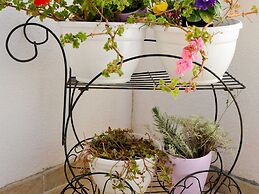 Apartment in Ljubac With Garden