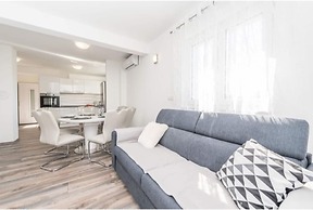 Modern Apartment in Pakostane With Barbecue