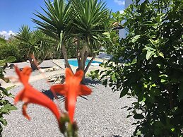 Villa With Pool and Parasol in Kirianna