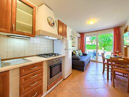 Nice Apartment With Private Terrace Near the Sea