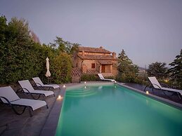 Belvilla by OYO Villa i Cocciai