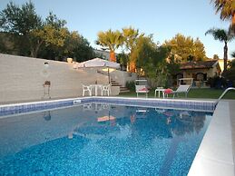 Holiday Home With Private Pool, Near the Beach