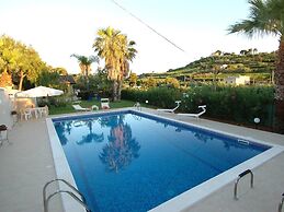 Holiday Home With Private Pool, Near the Beach