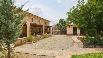 Belvilla by OYO Cadernera