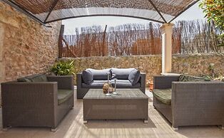 Belvilla by OYO Cadernera