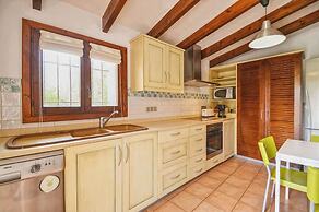 Belvilla by OYO Cadernera