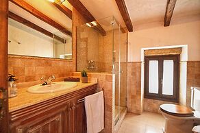 Belvilla by OYO Cadernera