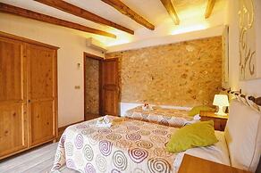 Belvilla by OYO Cadernera