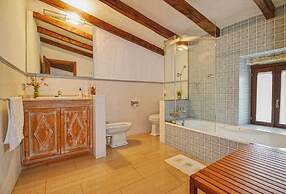 Belvilla by OYO Cadernera