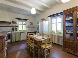 Stunning Villa With Terrace and Private Pool in Tuscan Hills