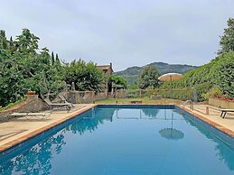 Stunning Villa With Terrace and Private Pool in Tuscan Hills