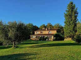 Belvilla by OYO Villa Sara