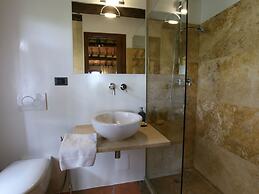 Belvilla by OYO Villa Sara