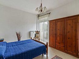 Simplistic Holiday Home in Imperia near Porto Maurizio