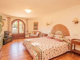 Enticing Villa in Benissa With Swimming Pool