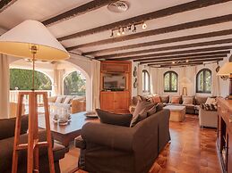 Enticing Villa in Benissa With Swimming Pool