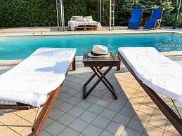 Villa in Ibenik With Swimming Pool