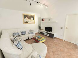 Villa in Ibenik With Swimming Pool