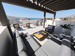 Serene Villa in Seline With Private Swimming Pool