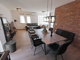 Serene Villa in Seline With Private Swimming Pool