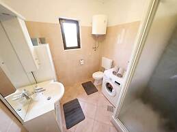 Charming Villa in Poličnik with Swimming Pool